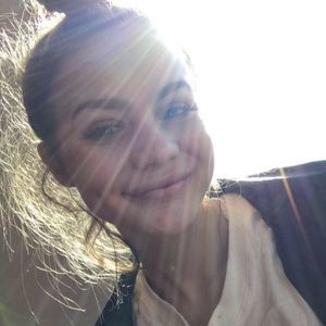 Meet your Posher, Ava